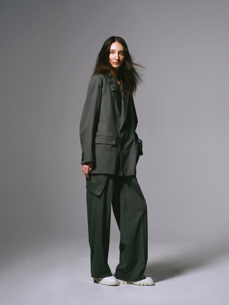 Yasutoshi Ezumi 2025春夏高级成衣Lookbook