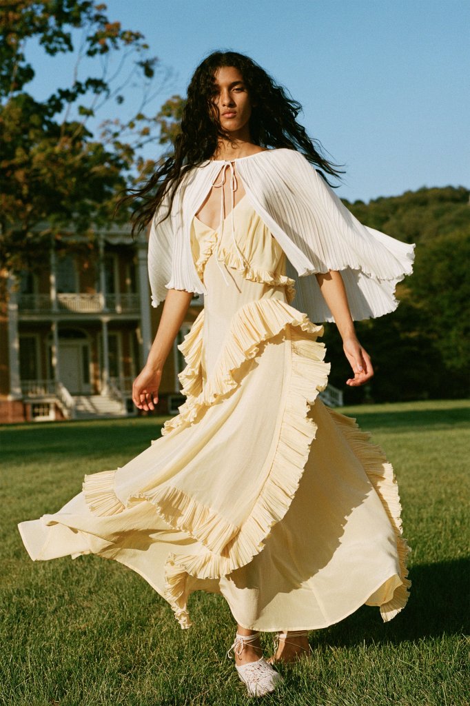  Sea Sea 美国 U.S.A 纽约 New York City Lookbook 2025春夏 2025 S/S 女装 披肩/斗篷 Cape 背心连衣裙 Sundress 女装