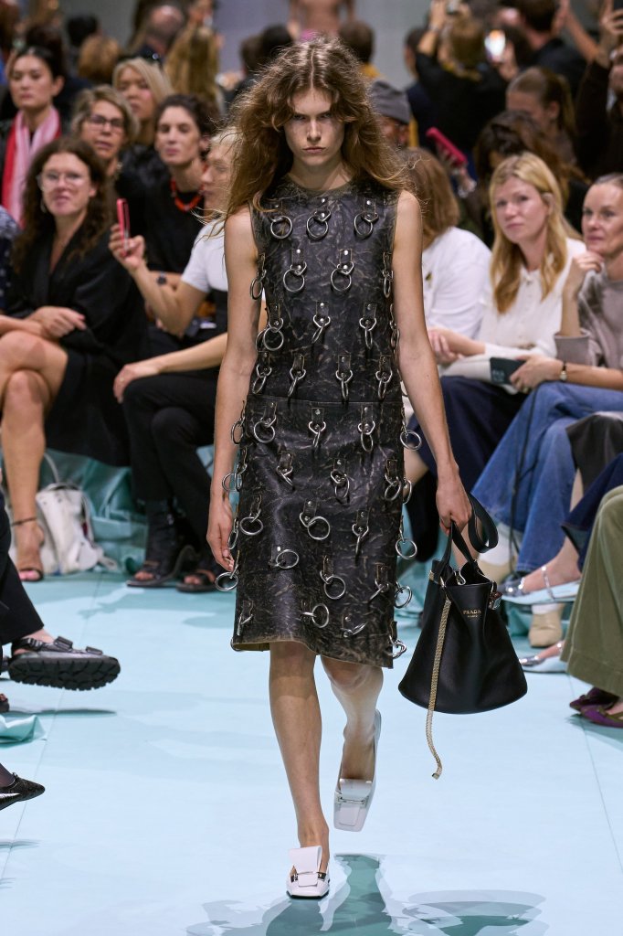 普拉达 Prada 2025春夏高级成衣秀 - Milan Spring 2025