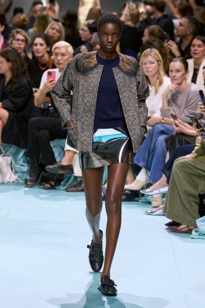 普拉达 Prada 2025春夏高级成衣秀 - Milan Spring 2025