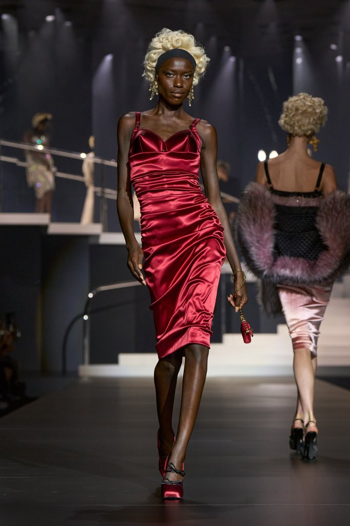  杜嘉班纳 D&G Dolce & Gabbana 意大利 Italy 米兰 Milan 走秀(Runway) 2025春夏 2025 S/S 女装 紧身裙 Corset Dress 女装