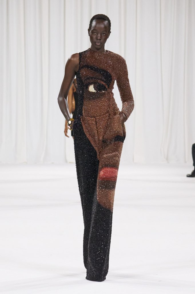  巴尔曼 Balmain 法国 France 巴黎 Paris 走秀(Runway) 女装 2025春夏 2025 S/S 女士裤装 Pantsuit 女装 女士裤装 Pantsuit 女装