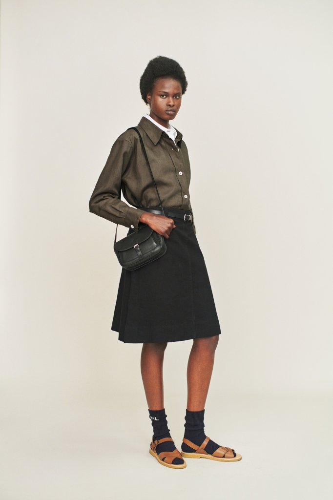 玛格丽特·霍威尔 Margaret Howell 2025春夏高级成衣Lookbook