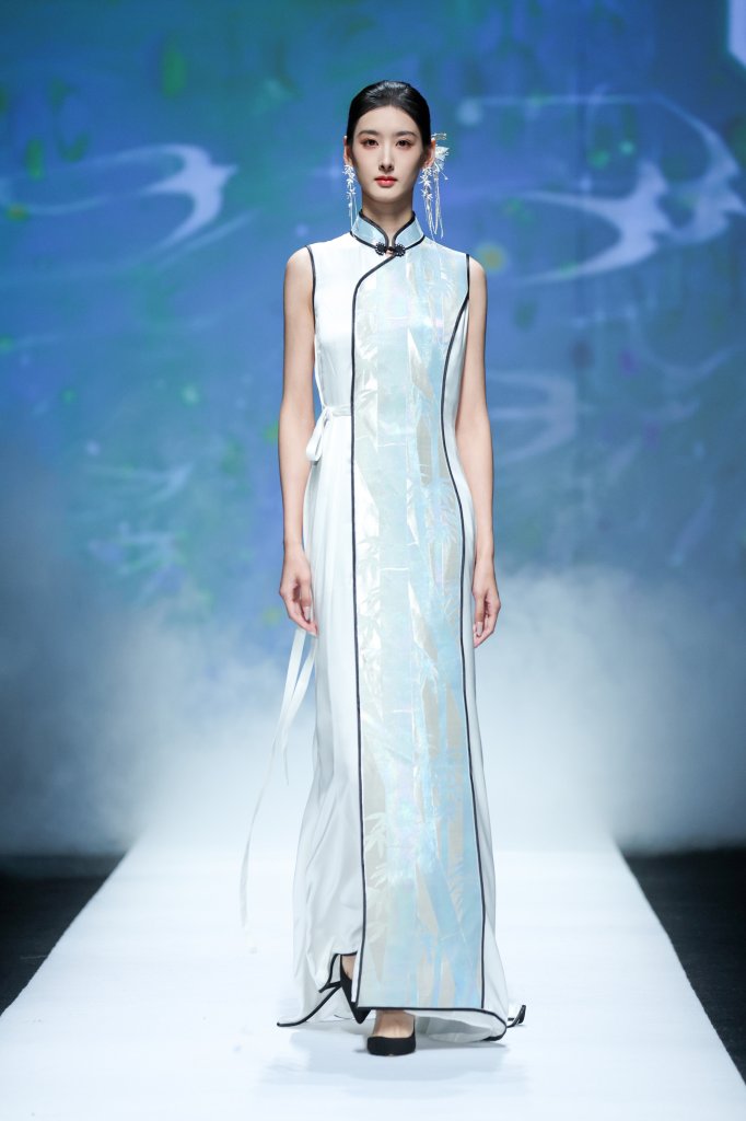 关雎记 GUANJU · 关亚争 2025春夏高级成衣秀 - Beijing Spring 2025