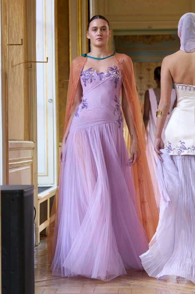 Sara Mrad 2025春夏高级成衣秀 - Paris Spring 2025