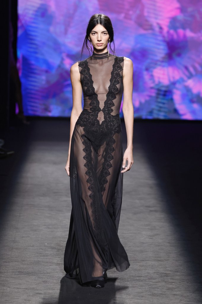 Claro Couture 2025春夏高级成衣秀 - Madrid Spring 2025