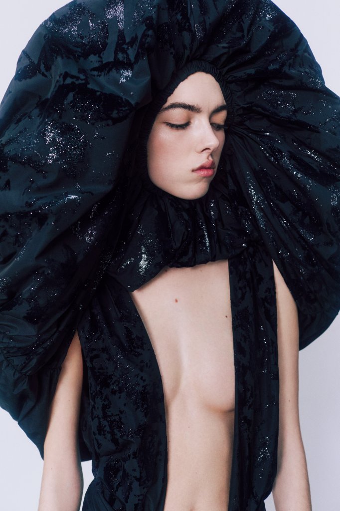 克里斯蒂亚诺·布兰妮 Cristiano Burani 2024/25秋冬高级成衣Lookbook