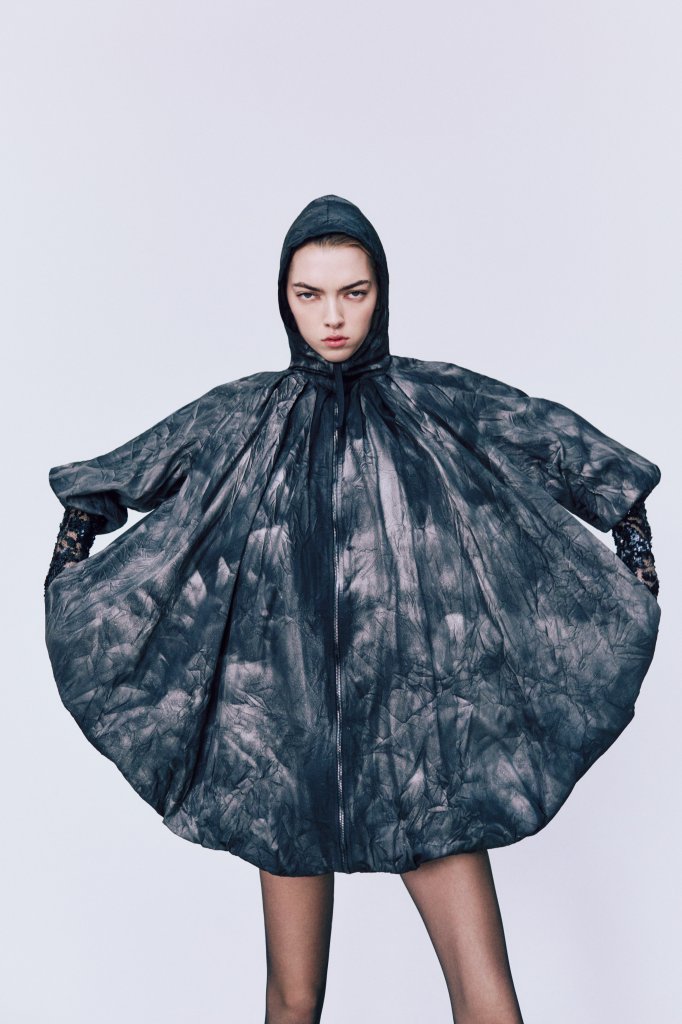 克里斯蒂亚诺·布兰妮 Cristiano Burani 2024/25秋冬高级成衣Lookbook
