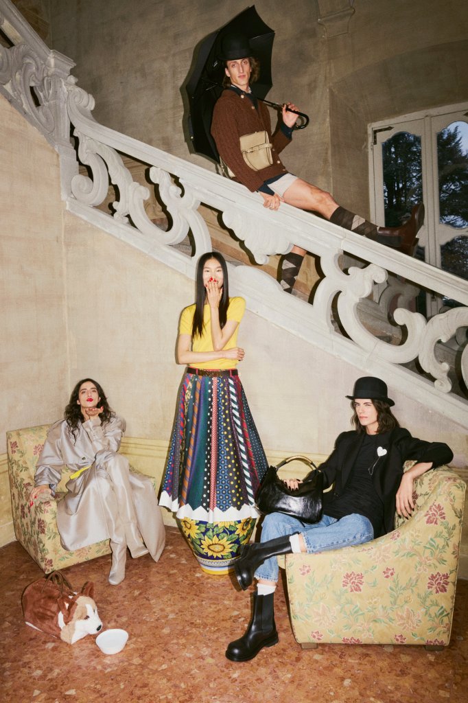 莫斯奇诺 Moschino 2025早秋系列Lookbook(Pre-Fall 2025)