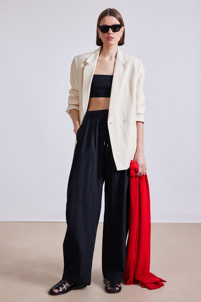 Apiece Apart 2024/25秋冬高级成衣Lookbook