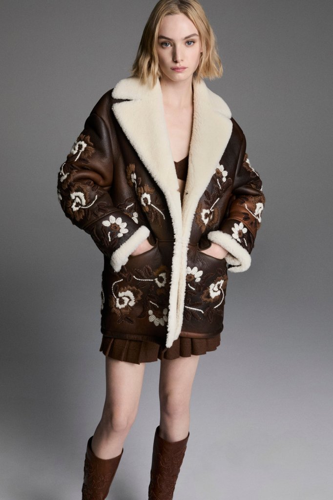 艾尔玛诺·谢尔维诺 Ermanno Scervino 2025早秋系列Lookbook(Pre-Fall 2025)