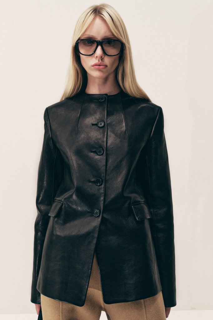 Khaite 2025早秋系列Lookbook(Pre-Fall 2025)