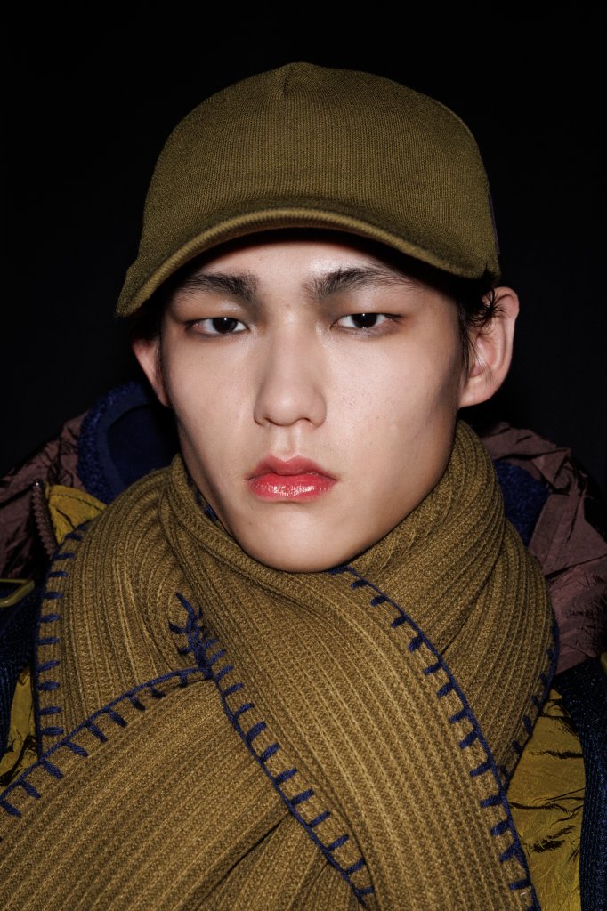 安普里奥·阿玛尼 Emporio Armani 2025/26秋冬男装秀(后台妆容) - Milan Fall 2025
