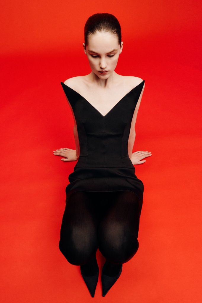 David Koma 2025早秋系列Lookbook(Pre-Fall 2025)