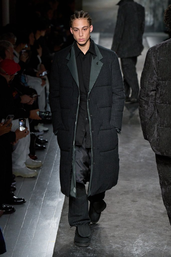 山本耀司 Yohji Yamamoto 2025/26秋冬男装秀 - Paris Fall 2025