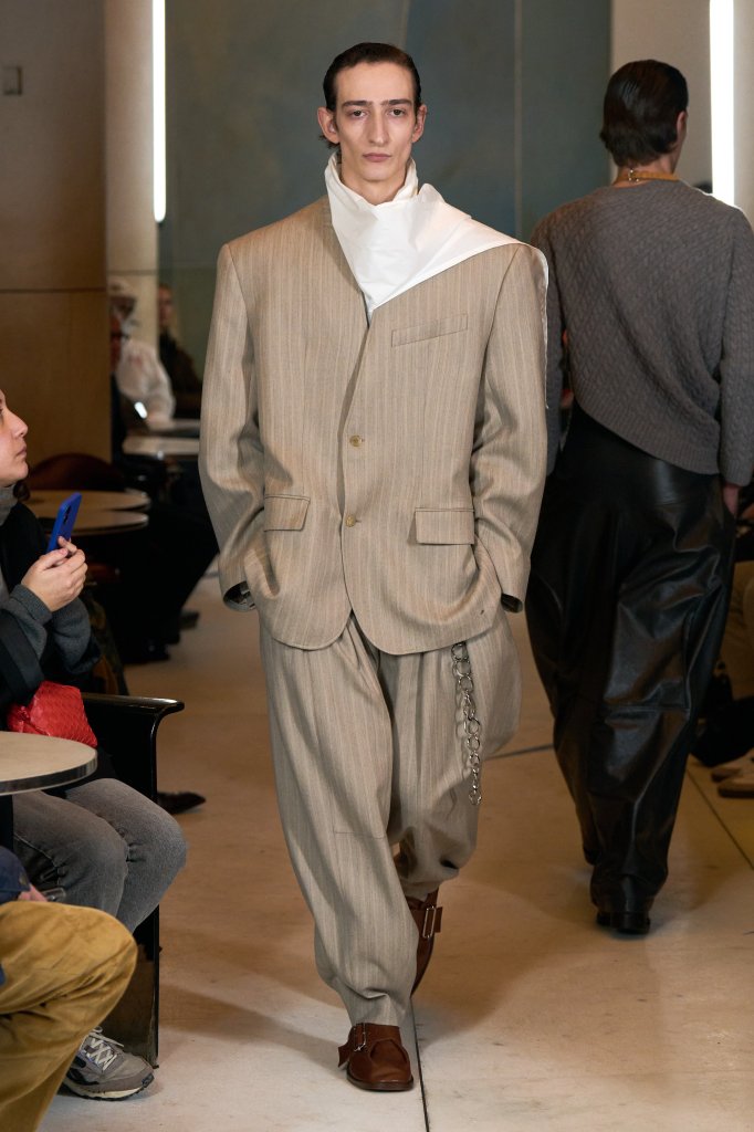Hed Mayner 2025/26秋冬男装秀 - Paris Fall 2025