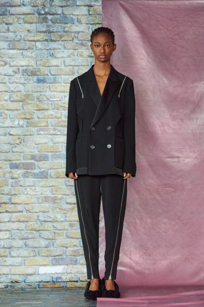 高桥盾UC Undercover 2025早秋系列Lookbook(Pre-Fall 2025)