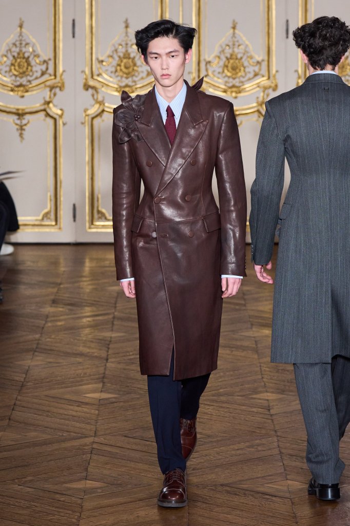 于英美 Wooyoungmi 2025/26秋冬男装秀 - Paris Fall 2025