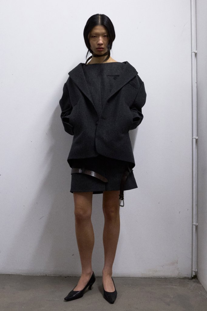 Commission 2025/26秋冬高级成衣Lookbook