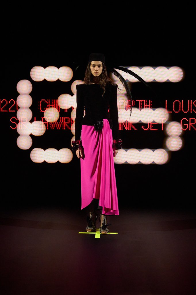华伦天奴 Valentino 2025春夏高级定制秀 - Couture Spring 2025