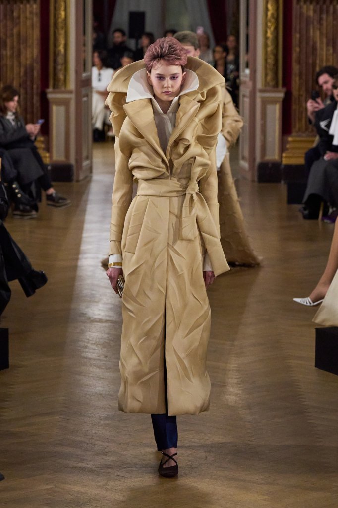 维果罗夫 Viktor & Rolf 2025春夏高级定制秀 - Couture Spring 2025