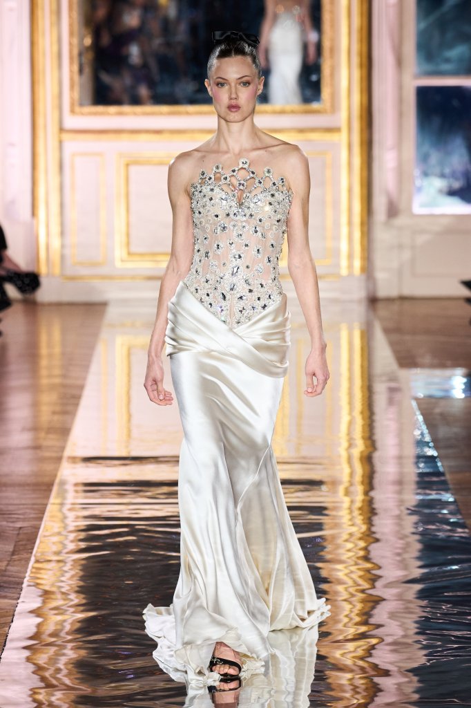 祖海·慕拉 Zuhair Murad 2025春夏高级定制秀 - Couture Spring 2025