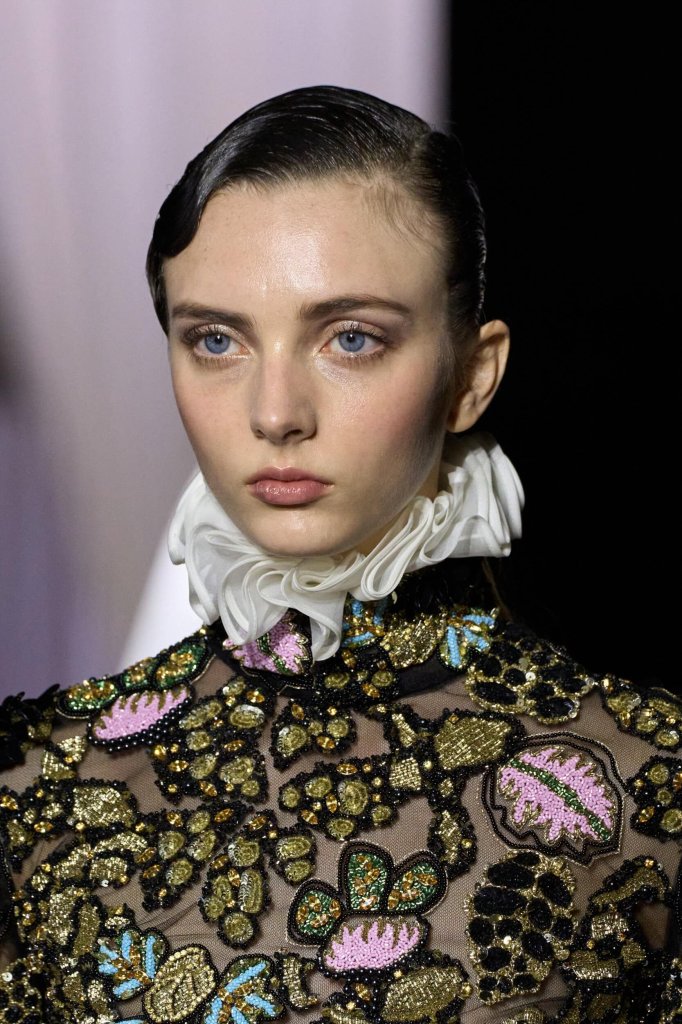 詹巴迪斯塔·瓦利 Giambattista Valli 2025春夏高级定制秀(细节) - Couture Spring 2025