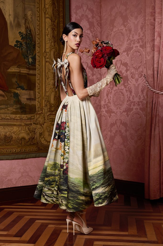 爱丽丝+奥利维亚 Alice + Olivia 2025/26秋冬高级成衣Lookbook