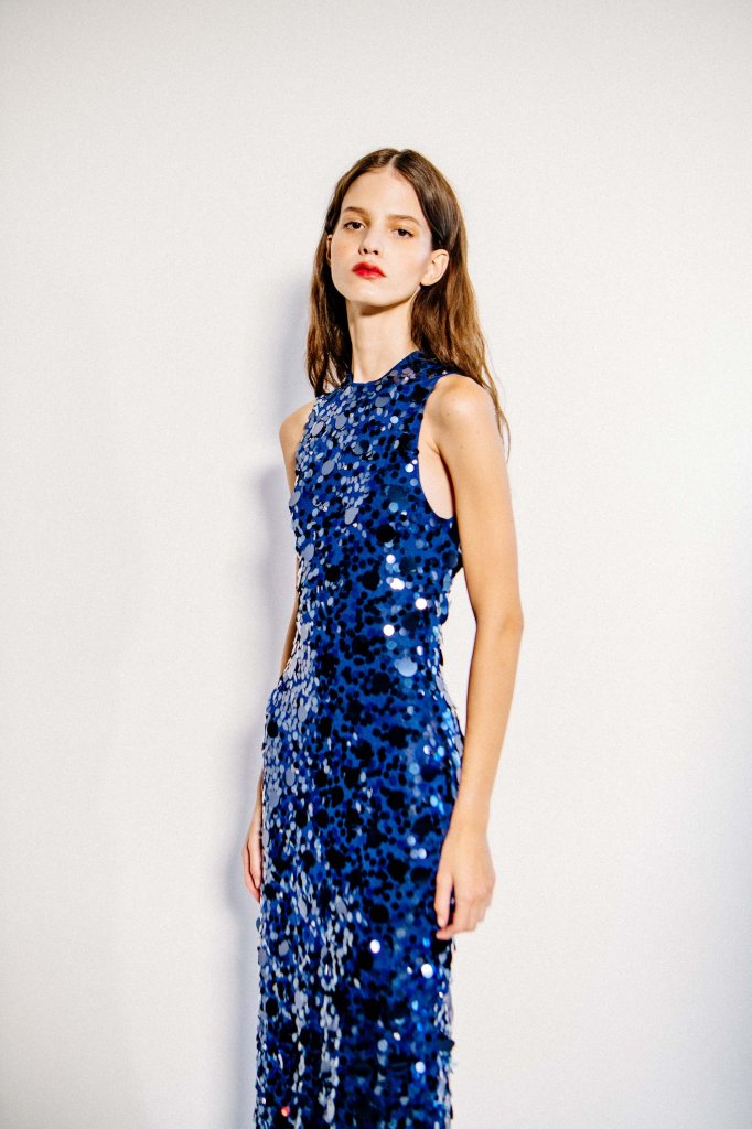 卡罗琳娜·海莱娜 Carolina Herrera 2025/26秋冬高级成衣秀(后台妆容) - New York Fall 2025