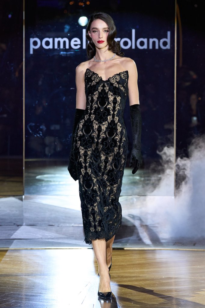 帕莫拉·罗兰 Pamella Roland 2025/26秋冬高级成衣秀 - New York Fall 2025