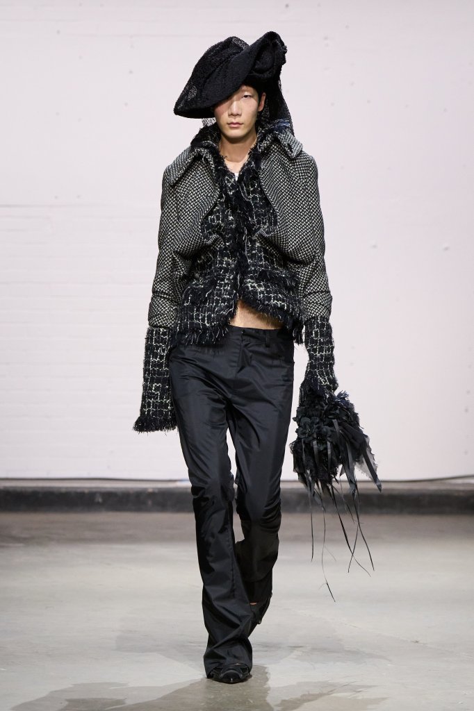 Central Saint Martins M.A. 2025/26秋冬高级成衣秀 - London Fall 2025
