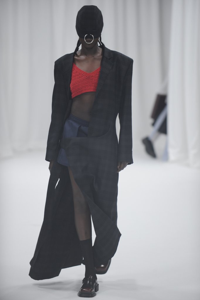 London College of Fashion 2025/26秋冬作品秀 - London Fall 2025