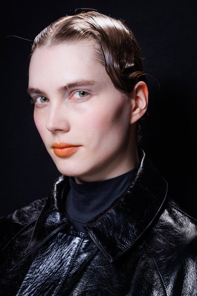 Sinéad O'Dwyer 2025/26秋冬高级成衣秀(后台妆容) - London Fall 2025