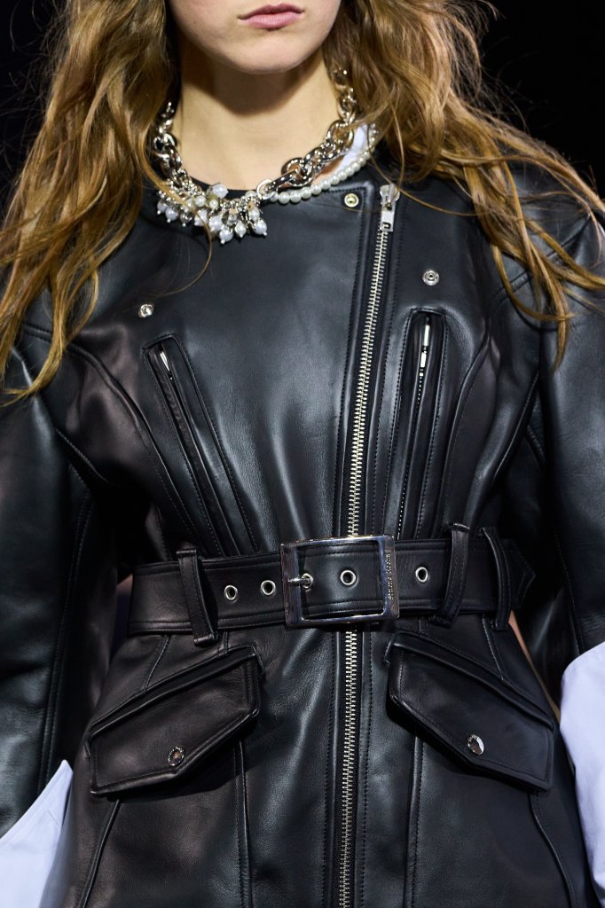 西蒙娜·罗莎 Simone Rocha 2025/26秋冬高级成衣秀(细节) - London Fall 2025