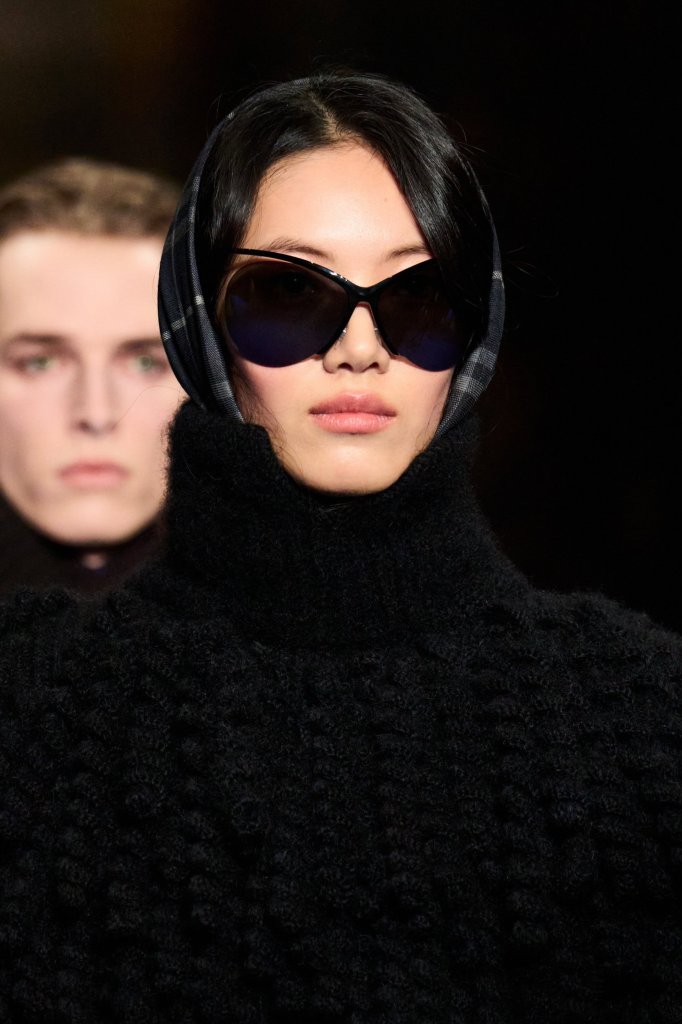 巴宝莉 Burberry 2025/26秋冬高级成衣秀(细节) - London Fall 2025