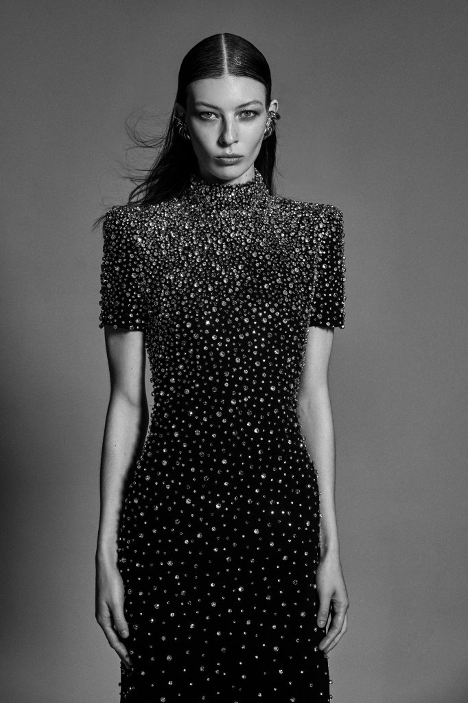 纳伊·姆汗 Naeem Khan 2025/26秋冬高级成衣Lookbook