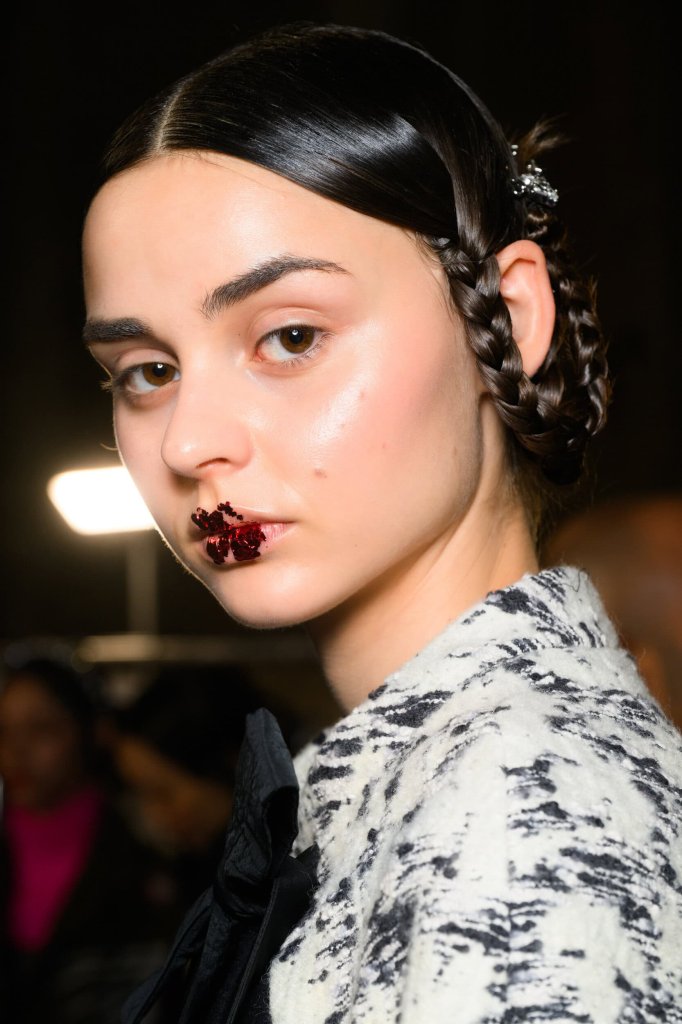 安东尼奥·马拉斯 Antonio Marras 2025/26秋冬高级成衣秀(后台妆容) - Milan Fall 2025