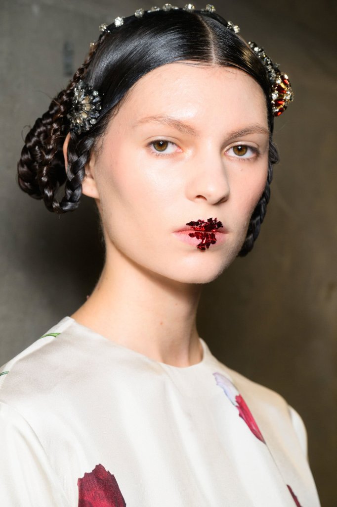 安东尼奥·马拉斯 Antonio Marras 2025/26秋冬高级成衣秀(后台妆容) - Milan Fall 2025