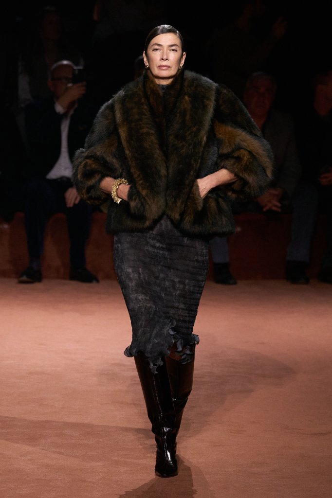 芬迪 Fendi 2025/26秋冬高级成衣秀 - Milan Fall 2025