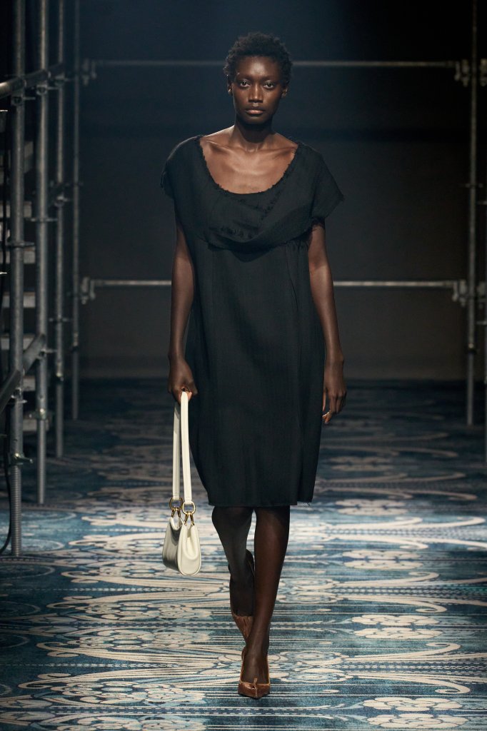 普拉达 Prada 2025/26秋冬高级成衣秀 - Milan Fall 2025