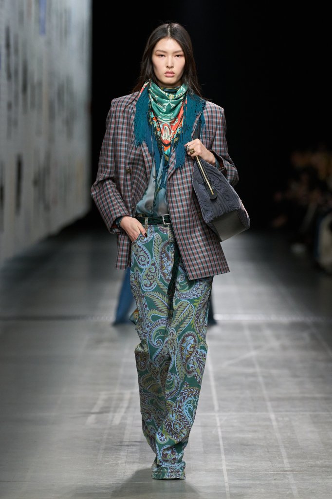 艾绰 Etro 2025/26秋冬高级成衣秀 - Milan Fall 2025