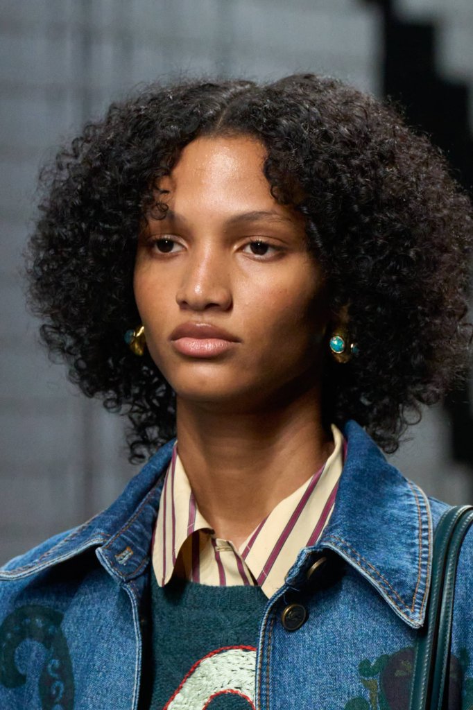 艾绰 Etro 2025/26秋冬高级成衣秀(细节) - Milan Fall 2025