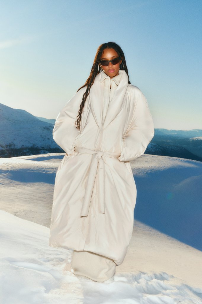 Holzweiler 2025/26秋冬高级成衣Lookbook