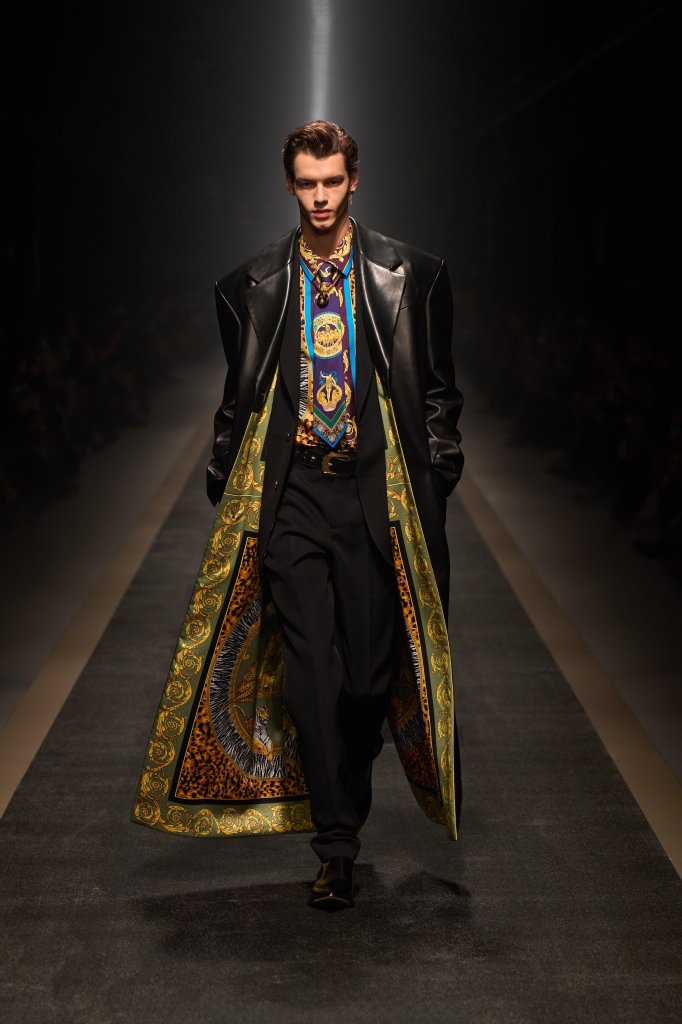 范思哲 Versace 2025/26秋冬高级成衣秀 - Milan Fall 2025