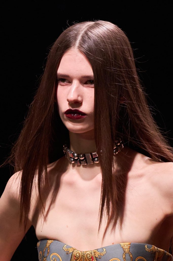 范思哲 Versace 2025/26秋冬高级成衣秀(细节) - Milan Fall 2025