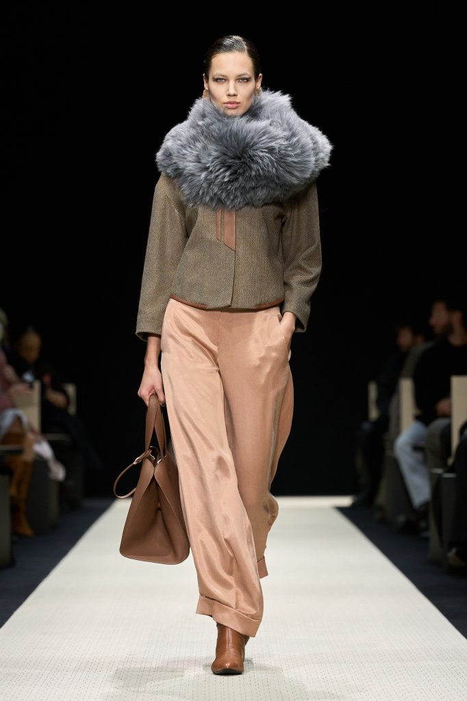 乔治·阿玛尼 Giorgio Armani 2025/26秋冬高级成衣秀 - Milan Fall 2025