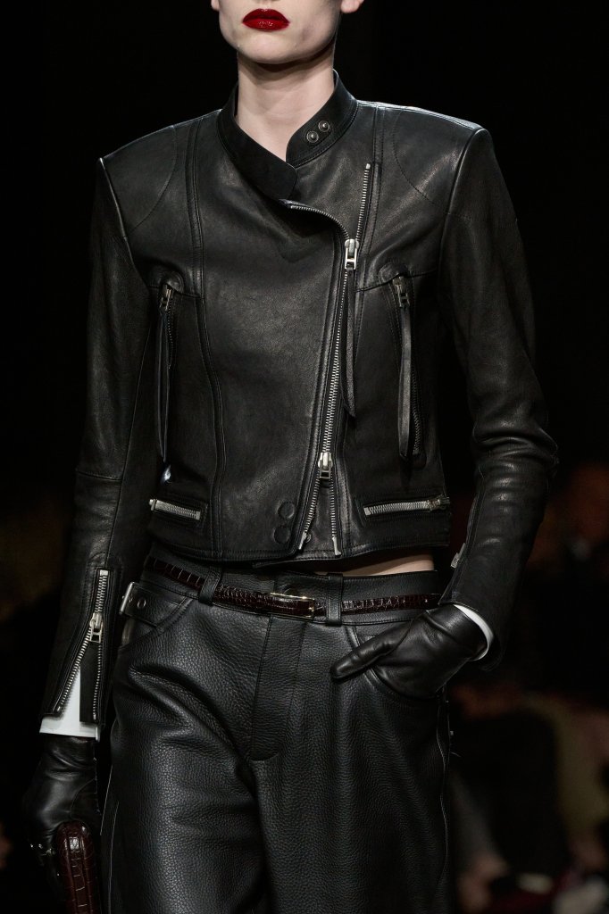 汤姆·福特 Tom Ford 2025/26秋冬高级成衣秀(细节) - Paris Fall 2025