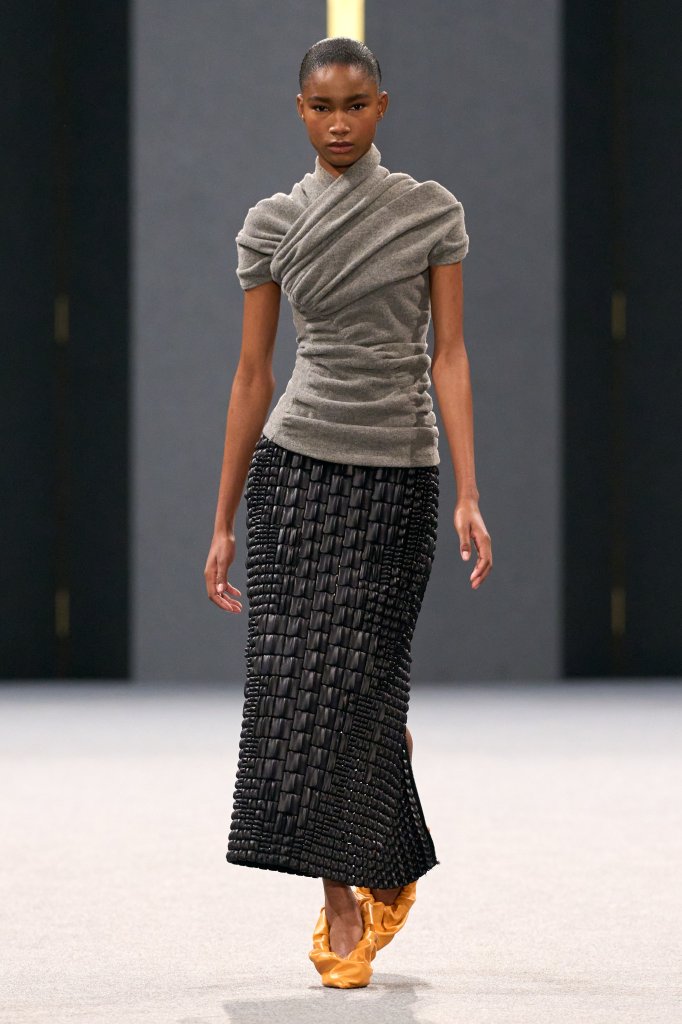 巴尔曼 Balmain 2025/26秋冬高级成衣秀 - Paris Fall 2025