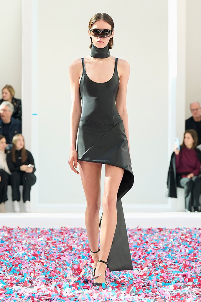 Courrèges 2025/26秋冬高级成衣秀 - Paris Fall 2025