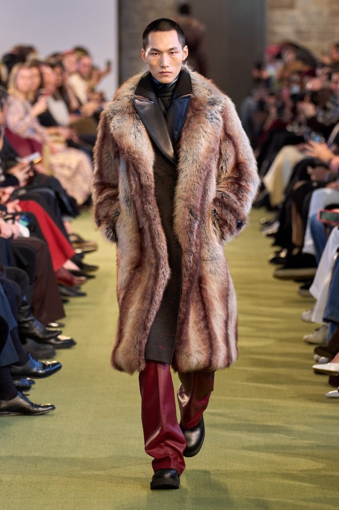 Rabanne 2025/26秋冬高级成衣秀 - Paris Fall 2025